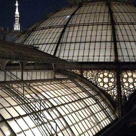 Big Room In Milano Center Luaran gambar